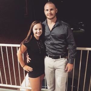 Meet your Posher, Abby